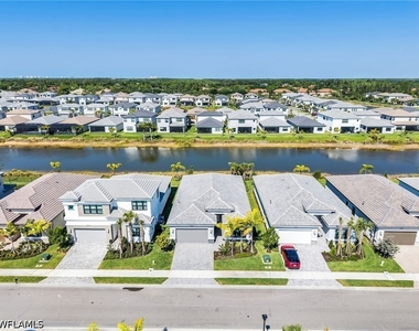 20329 Fair Oak Lane - Photo Thumbnail 3