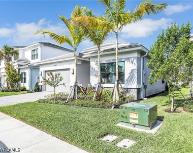 20329 Fair Oak Lane - Photo Thumbnail 1