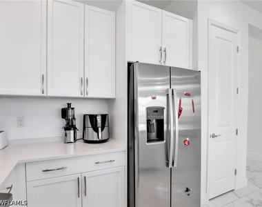 20329 Fair Oak Lane - Photo Thumbnail 18