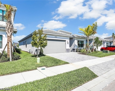 20329 Fair Oak Lane - Photo Thumbnail 2