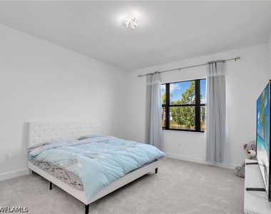 20329 Fair Oak Lane - Photo Thumbnail 20