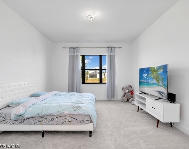 20329 Fair Oak Lane - Photo Thumbnail 19