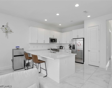 20329 Fair Oak Lane - Photo Thumbnail 15