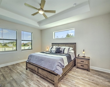 3527 Sw 4th Lane - Photo Thumbnail 7