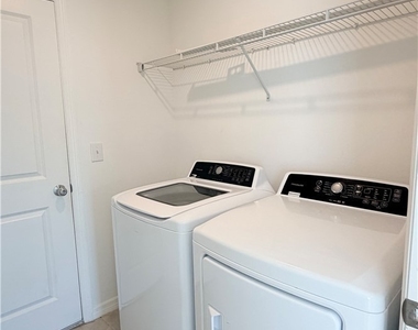 4007 San Clemente Court - Photo Thumbnail 12