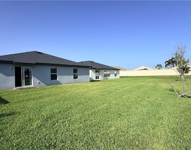 4007 San Clemente Court - Photo Thumbnail 3