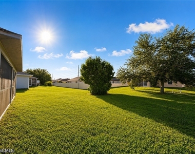 440 Nw 1st Terrace - Photo Thumbnail 18