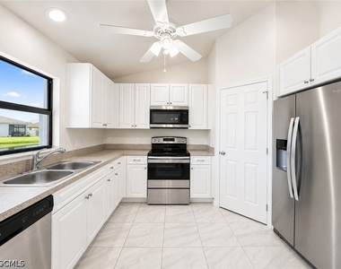 440 Nw 1st Terrace - Photo Thumbnail 6