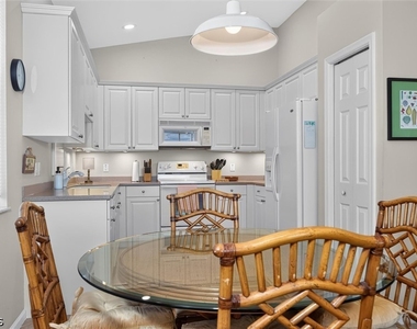 3080 Meandering Way - Photo Thumbnail 11