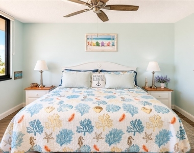 4203 Bay Beach Lane - Photo Thumbnail 17