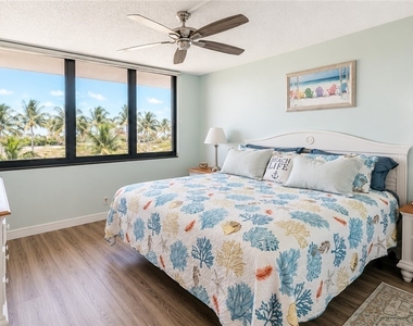 4203 Bay Beach Lane - Photo Thumbnail 16