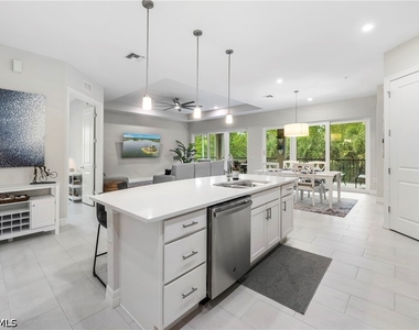 178 Indies Drive E - Photo Thumbnail 9