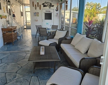 114 Elise Drive - Photo Thumbnail 4