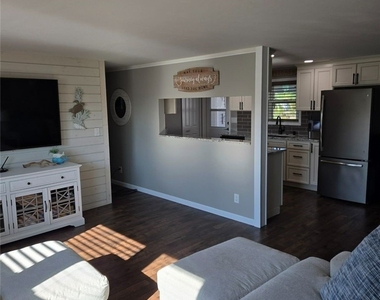 114 Elise Drive - Photo Thumbnail 22