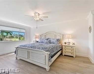 360 Horse Creek Drive - Photo Thumbnail 11