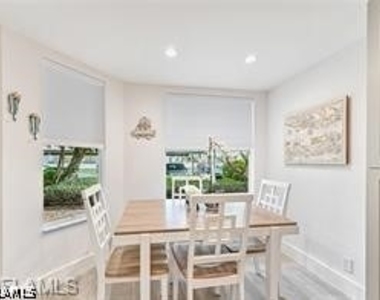360 Horse Creek Drive - Photo Thumbnail 10
