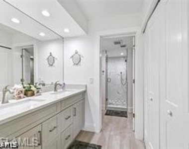 360 Horse Creek Drive - Photo Thumbnail 14