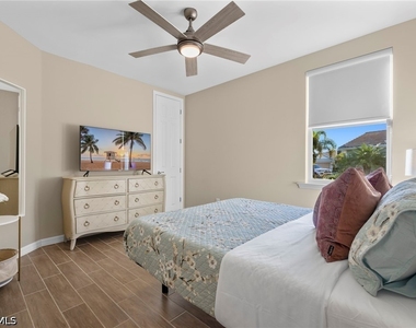14644 Edgewater Circle - Photo Thumbnail 18