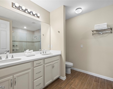 14644 Edgewater Circle - Photo Thumbnail 15