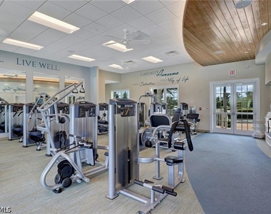 14644 Edgewater Circle - Photo Thumbnail 33