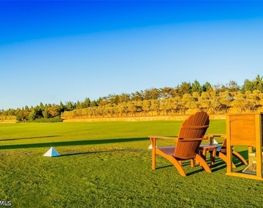 16364 Viansa Way - Photo Thumbnail 35