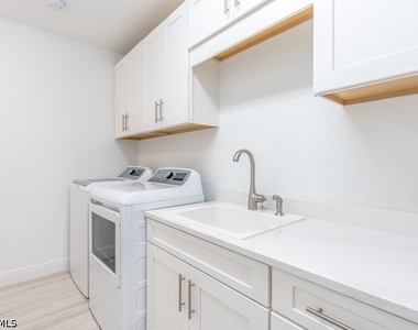 16364 Viansa Way - Photo Thumbnail 24