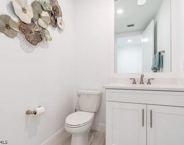 16364 Viansa Way - Photo Thumbnail 16