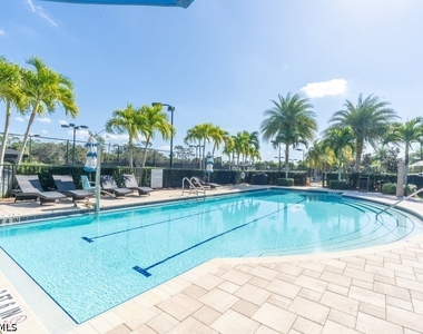 16364 Viansa Way - Photo Thumbnail 25