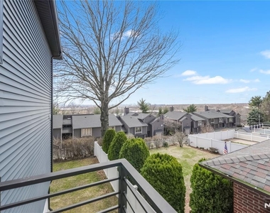 270 Lafayette - Photo Thumbnail 1
