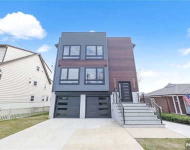270 Lafayette - Photo Thumbnail 32