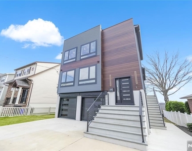 270 Lafayette - Photo Thumbnail 34