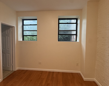 146 Herkimer Street - Photo Thumbnail 9