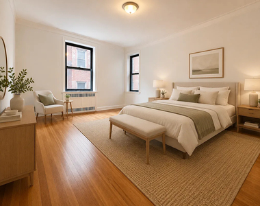 West 186th Street - Photo Thumbnail 3