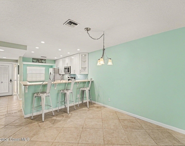 290 Paradise Boulevard - Photo Thumbnail 1