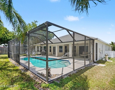2765 Summer Brook Street - Photo Thumbnail 25