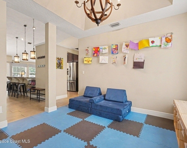 2765 Summer Brook Street - Photo Thumbnail 11