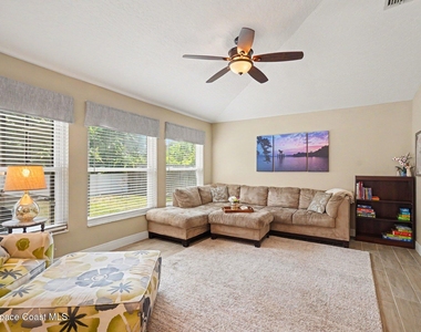 2765 Summer Brook Street - Photo Thumbnail 6