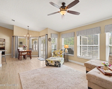 2765 Summer Brook Street - Photo Thumbnail 7