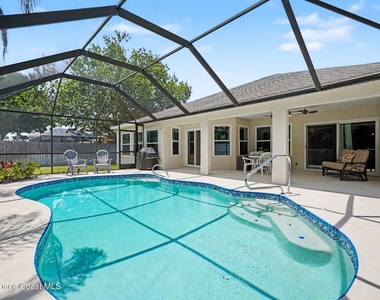 2765 Summer Brook Street - Photo Thumbnail 24