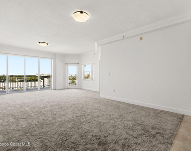 807 Mystic Drive - Photo Thumbnail 6