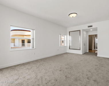 807 Mystic Drive - Photo Thumbnail 19