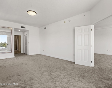 807 Mystic Drive - Photo Thumbnail 20