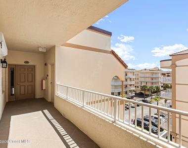807 Mystic Drive - Photo Thumbnail 1