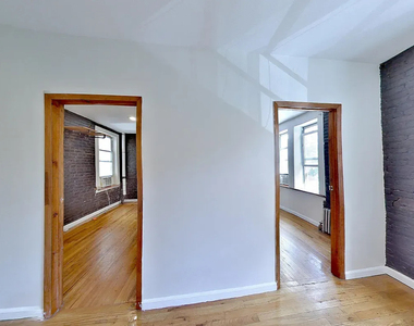 85 Pitt Street - Photo Thumbnail 2