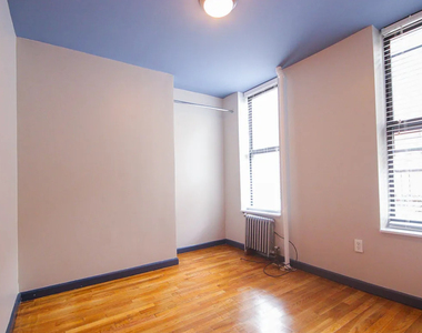 512 East 5th Street - Photo Thumbnail 2