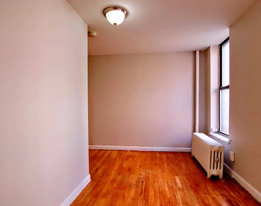 102 St Marks Place - Photo Thumbnail 1