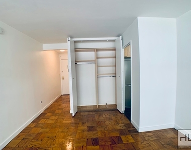 East 36 Street - Photo Thumbnail 3