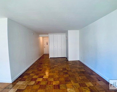 East 36 Street - Photo Thumbnail 2