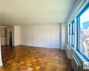 East 36 Street - Photo Thumbnail 1