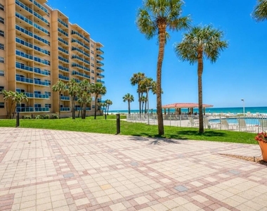 880 Mandalay Avenue - Photo Thumbnail 49